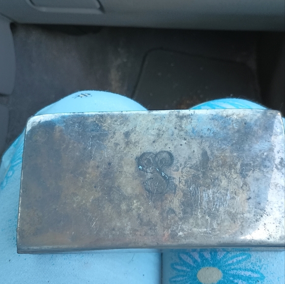 VINTAGE SOLID SILVER H INGED BOX LINED WITH WOOD MARKED 1932 AS AN ANNIVERY GIFT - Picture 5 of 5